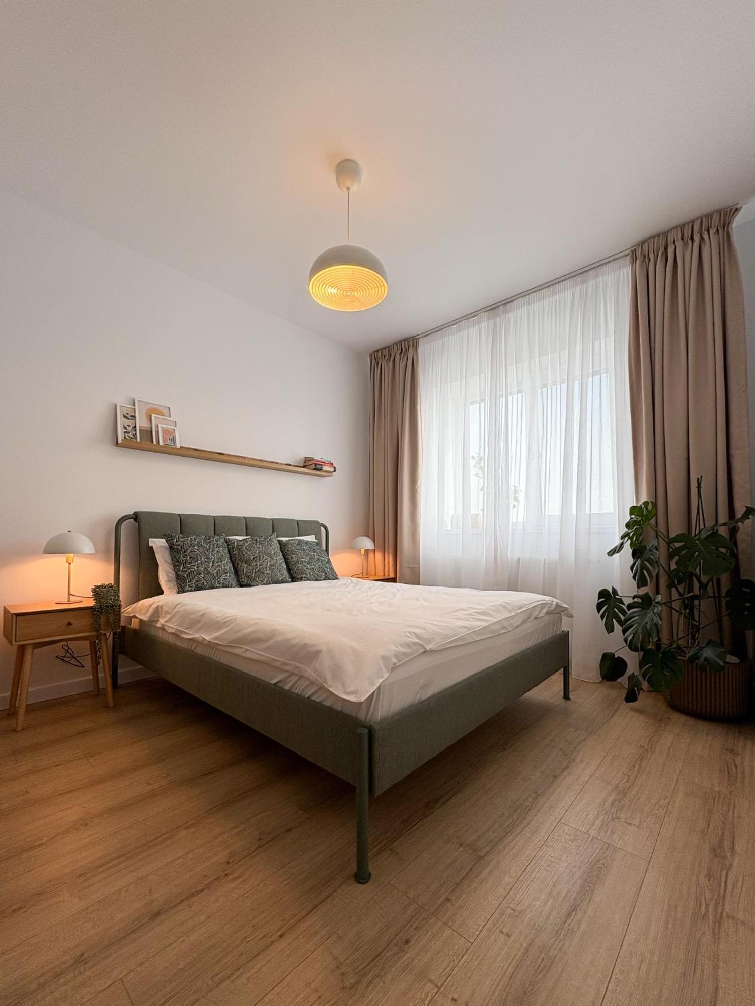 The Cozy Flat - Modern, New, 2 Rooms Apartment, Parking Bukarest Exterior foto